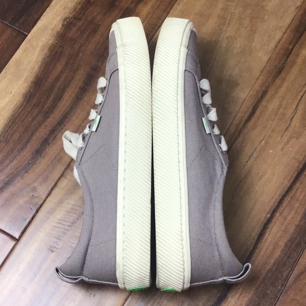 Cariuma Low Mystic Grey Canvas Sneaker W 9 / M 7.5 - Picture 6 of 9